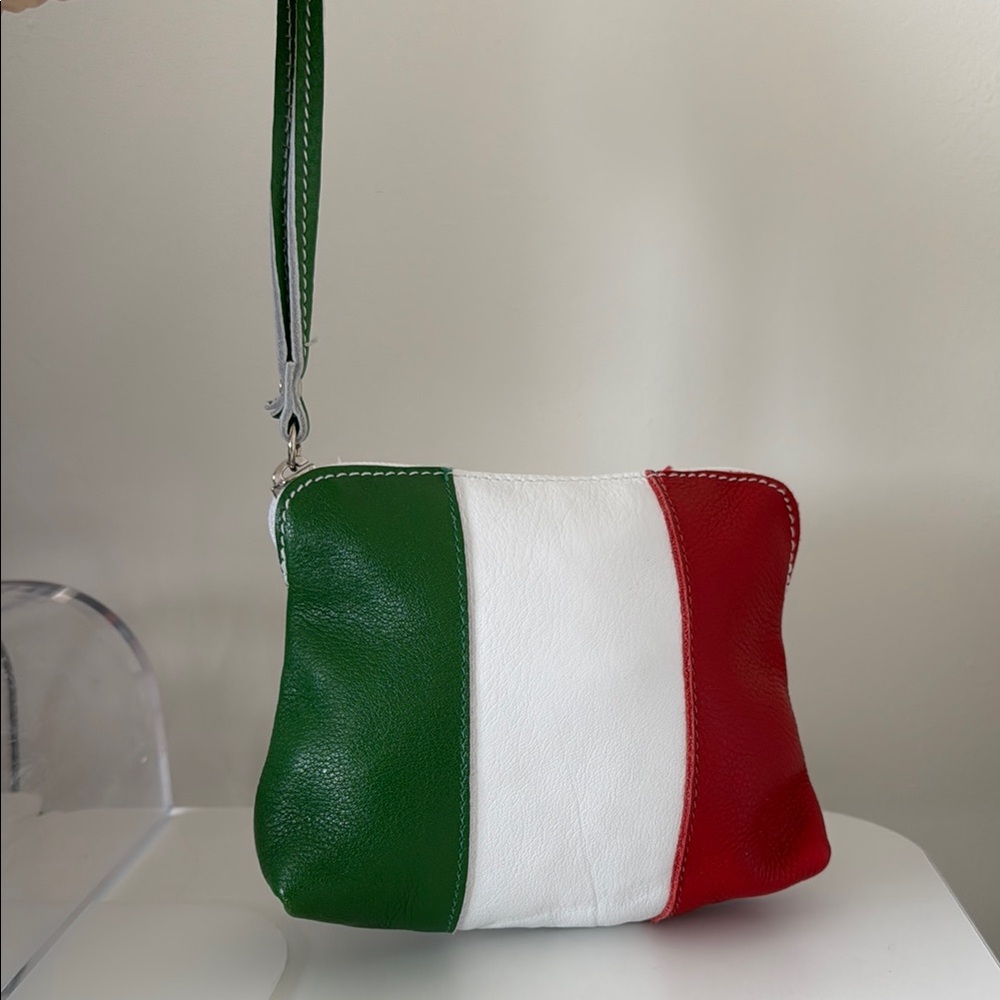 Roots Italy Leather Wristlet